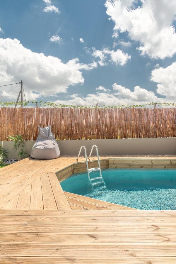 Modern House With Pool Near Beach Gazi Exterior photo